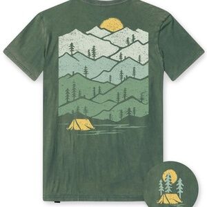 Men's Evergreen Vintage Camping Forest Tee Into The AM (Medium)